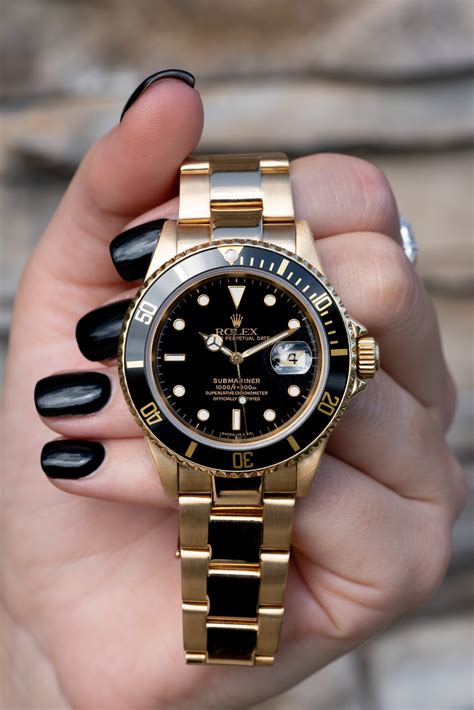 rolex gold submariner review